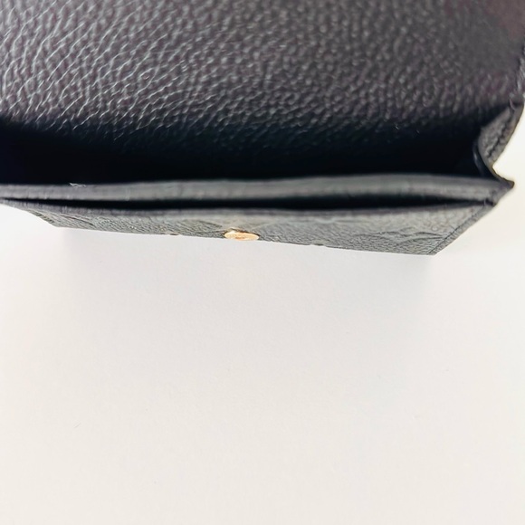Louis Vuitton Card Holder - Picture 8 of 9